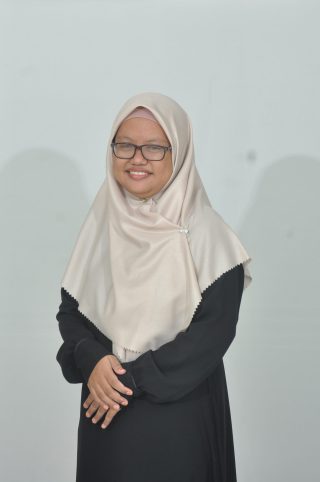 Aula Zaudaturriqqiyah, S.Sos.